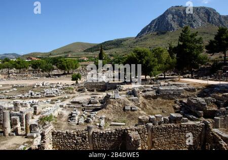 Griechenland. Peloponnes. Panorama der archäologischen Stätte von Korinth. Stockfoto