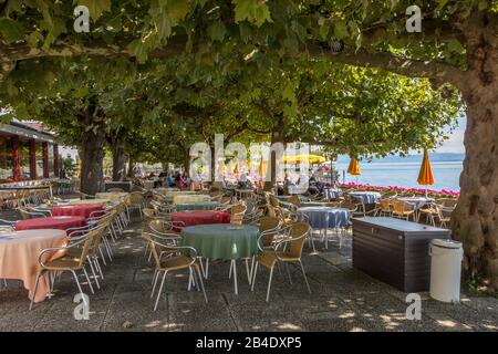 Meersburg, Deutschland - 07. Sept. 2015: Meersburg, eine Stadt im südwestdeutschen Land Baden-Württemberg. Am Ufer des Bodenseeufers (Bodensee), Stockfoto