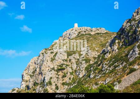 Der alte Aussichtsturm von Talayot de Almallutx, Cap de Formentor, Mallorca, Balearen, Spanien, Europa Stockfoto