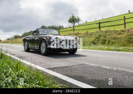 Bad König, Hessen, Deutschland, Triumph TR6, Baujahr 1973, 2500 cc, 123 ps beim klassischen Festival. Stockfoto