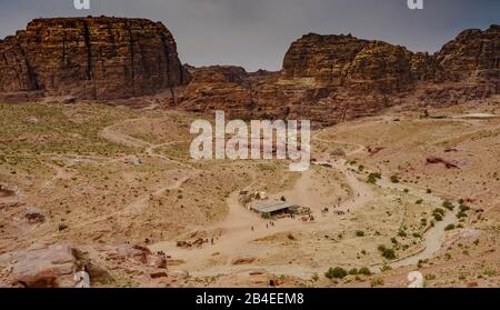 Ruinen auf dem Main Petra Trail, Jordanien Stockfoto