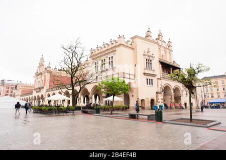 Sukiennice (Tuchhalle) Rynek Glowny Zentralplatz, Altstadt Krakaus, Polen Stockfoto