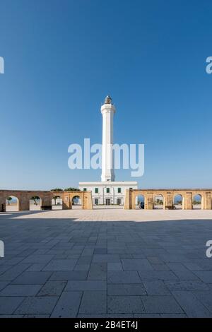 Santa Maria di Leuca, Salento, Apulien, Italien, Europa. Der Leuchtturm von Santa Maria di Leuca Stockfoto