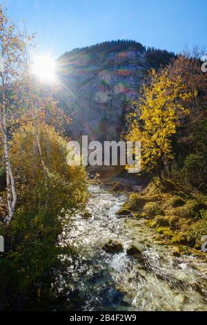 Isar, Hinterautal, in der Nähe von Scharnitz, Karwendel, Tirol, Österreich Stockfoto