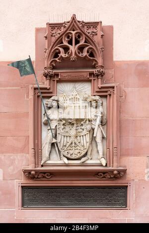 Deutschland, Hessen, Frankfurt, Fassadendetails am Römer (Rathaus). Stockfoto