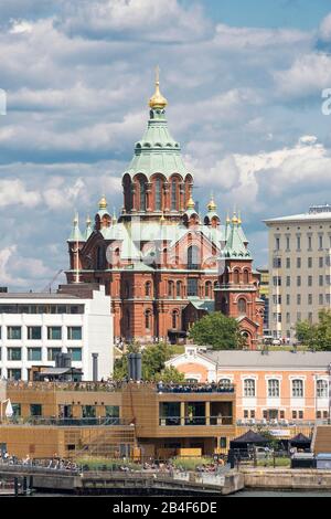 Helsinki, Uspensky-Kathedrale, Russisch-orthodoxe Kirche, Blick vom Hafen Stockfoto