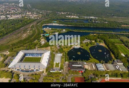 Luftbild Sportpark Duisburg Süd mit Fußballarena, Margarethensee, Bertasee und Regattastrecke in Duisburg Neudorf-Süd im Rhein-Ruhrgebiet im Land Nordrhein-Westfalen, Deutschland Stockfoto