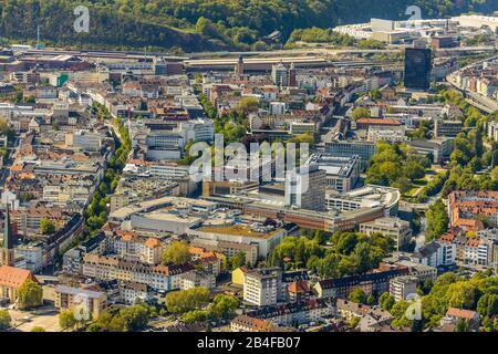 Luftbild zur Hagener Innenstadt mit historischem Rathaus, Einkaufszentrum RATHAUS GALERIE HAGEN Friedrich-Ebert-Platz in Hagen im Ruhrgebiet im Land Nordrhein-Westfalen, Deutschland Stockfoto