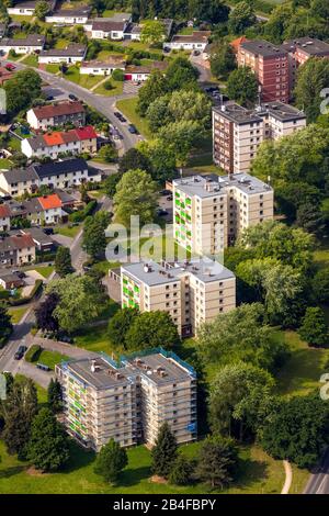 Luftbild der Wohnhochhäuser am Gotlandweg im Wohngebiet am Herzog-Adolf-Weg in Soest in der Soester Börde, im Land Nordrhein-Westfalen in Deutschland, Soester Börde, Europa, Stockfoto