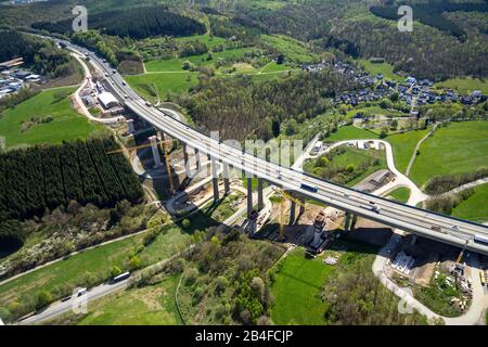 Luftbild der Brückenbaustelle Rinsdorf an der AUTOBAHN A45 Sauerlandlinie bei Wilnsdorf in Nordrhein-Westfalen, Deutschland Stockfoto