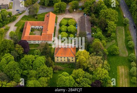 Luftbild der biologischen Station UMWELTZENTRUM Hagen und des Journalistenzentrums Haus Busch in Hagen im Ruhrgebiet im Bundesland Nordrhein-Westfalen, Deutschland. Stockfoto