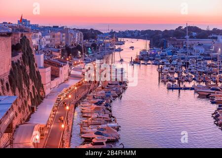 Historischen alten Hafen und Altstadt, Ciutadella, Menorca, Balearen, Spanien, Europa, Stockfoto