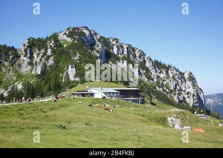 Bergstation der Seilbahn an der Kampenwand, Aschau im Chiemgau, Bayern, Deutschland, Europa Stockfoto