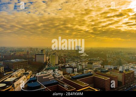 Dezember 2018 über den Dächern Berlins einen Panoramablick Stockfoto