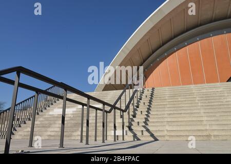 Haus der Kulturen der Welt, John-Foster-Dulles-Allee, Tiergarten, Berlin, Deutschland Stockfoto