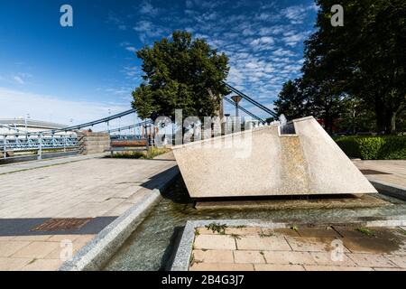 Europa, Polen, Niedermösien, Wroclaw - Grunwaldbrücke / Most Grunwaldzki Stockfoto