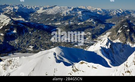 Blick vom Nebelhorner Gipfel Richtung Süden, Oberstdorf, Oberallbräu, Bayerisch-Schwaben, Bayern, Deutschland Stockfoto