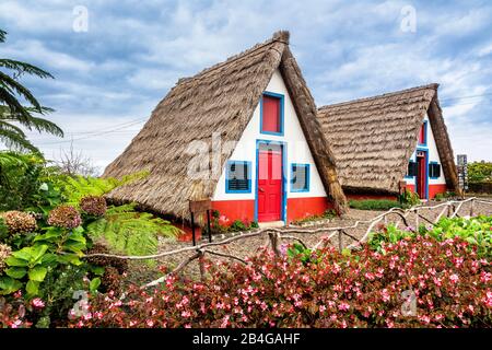 Europa, Portugal, Archipel, Atlantik, Madeira, Santana, Madeira, Casa de Colmo Stockfoto