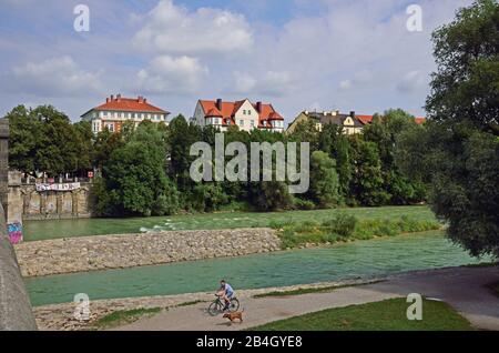 Europa, Deutschland, Bayern, München, Glockenbachviertell, Isar, Reichenbachbrücke, Leben an der Isar, Wittelsbacher Straße, Stockfoto