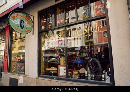 Europa, Deutschland, Bayern, München, Gardeners Square, Antique Shop Gasoline Alley, Vintage Classics Life Style, Stockfoto