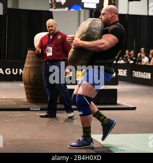 Columbus, Ohio, USA. März 2020. Jean Francois Caron (CAN) tritt beim Arnold Strongman Classic auf dem Arnold Sports Festival in Columbus, Ohio, USA an. Columbus, Ohio, USA. Kredit: Brent Clark/Alamy Live News Stockfoto