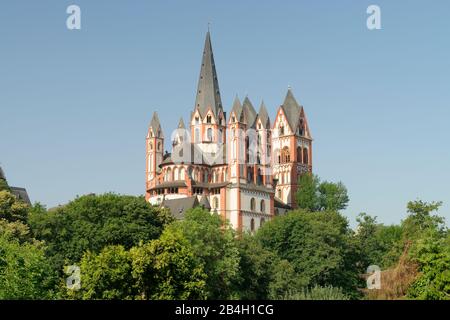 Blick vom Lahntalradweg zum Limburger Dom, Limburg-Lahn, Hessen, Deutschland Stockfoto