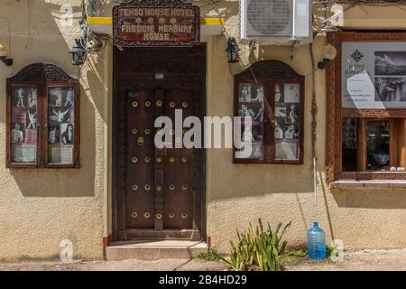 Destination Tanzania, Insel Sansibar: Impressionen aus Stone Town, dem ältesten Stadtteil Sansibars, der Hauptstadt des tansanischen Bundesstaats Sansibar. Freddy Mercury House. Stockfoto