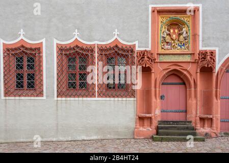 Deutschland, Sachsen, Meissen, Blick auf den Eingang zum Hochstift Meissen, Vorbau der Albrechtsburg, ältestes Schloss Deutschlands. Stockfoto