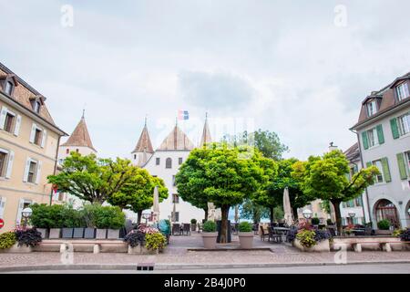 Chateau de Nyon, Schlossgebiet, Nyon, Schweiz Stockfoto
