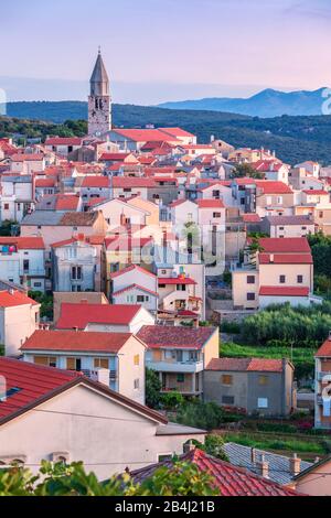 Vrbnik, Insel Krk, Ostküste, Kvarner Bucht, Primorje-Gorski Kotar, Kroatien Stockfoto