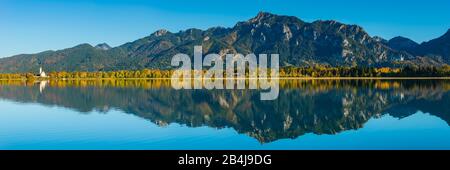 Schloss Neuschwanstein bei Hohenschwangau, Romantische Straße, Ostallbräu, Bayern, Deutschland, Europa Stockfoto