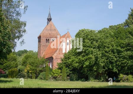 Sankt-Johannes-Kirche, Bad Zwischenahn, Niedersachsen, Deutschland, Europa Stockfoto