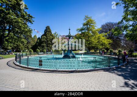 Pfauenbrunnen in Christchurch Botanic Gardens, Neuseeland South Island Stockfoto