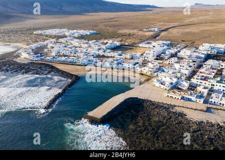 Caleta de Famara, Drone, Lanzarote, Kanarische Inseln, Spanien Stockfoto