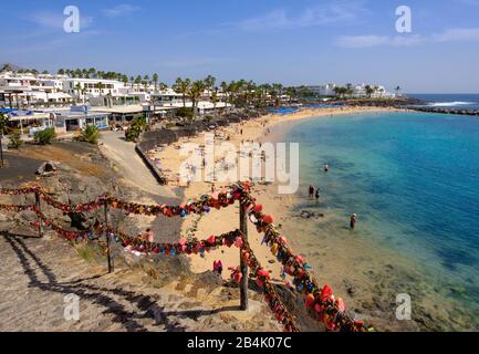 Liebe Schlösser, Strand Playa Flamingo, Playa Blanca, Lanzarote, Kanarische Inseln, Spanien Stockfoto