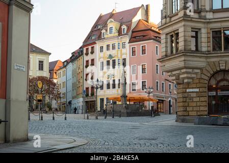 Deutschland, Sachsen. Bautzen mit Blick auf den Hauptmarkt in Bautzen liegt am deutschen Jakobsweg in der Oberlausitz. Stockfoto