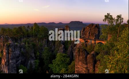 Deutschland, Sachsen Schweiz, Rathen, Elb Sandstone Mountains, Bastei Bridge, Europa Stockfoto