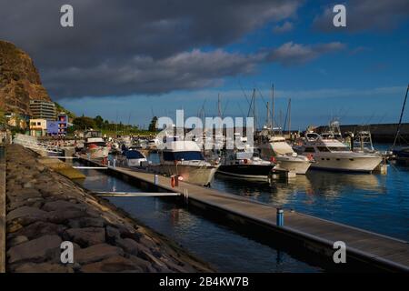 Arco da Calheta Marina, Madeira Island, Portugal Stockfoto