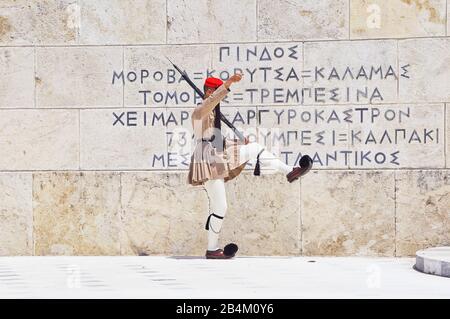 Evzone Soldaten, die Wachablösung, Athen, Griechenland, Europa, Stockfoto