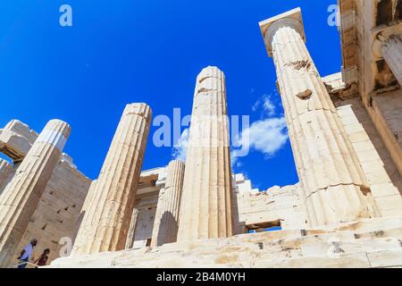 Die Propylaea, Das monumentale Tor zur Akropolis, Athen, Griechenland, Europa, Stockfoto