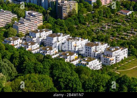 Deutschland, Bayern, Oberbayern, München, Wohnungsbau im Olympiapark Stockfoto