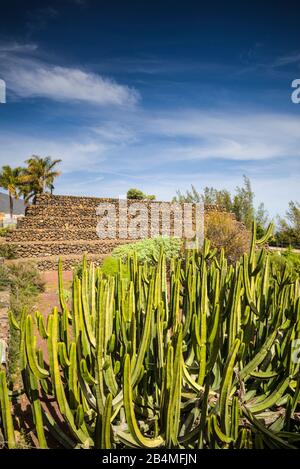 Spanien, Kanarische Inseln, Teneriffa, Güimar, Piramides de Güimar, eco Website vom Explorer Thor Heyerdahl gegründet, Pyramiden gebaut von der frühen Siedler von Tennerife Stockfoto