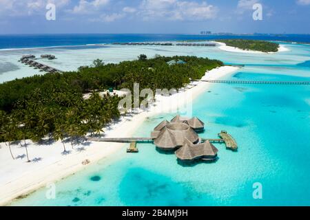 Luftaufnahme von Ferienhäuser Insel Lankanfushi, North Male Atoll, Malediven, Indischer Ozean Stockfoto