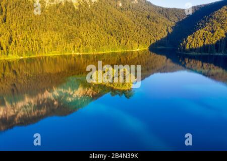 Ludwigsinsel im Eibsee, bei Grainau, Werdenfelser Land, Luftbild, Oberbayern, Bayern, Deutschland Stockfoto