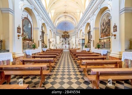 Chiesa di San Pietro in Panarea, Kirche San Pietro, Heiligtum und Kirchenschiff, Panarea, Äolische Inseln, Äolische Inseln, Tyrrhenisches Meer, Süditalien, Europa, Sizilien, Italien Stockfoto