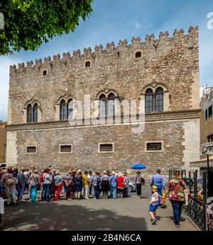 Corvaja-Palast, Palazzo Corvaja, Mittelalterpalast mit Museum, Taormina, Süditalien, Europa, Sizilien, Italien Stockfoto