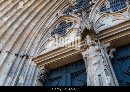 Deutschland, Sachsen-Anhalt, Magdeburg, Dom zu Magdeburg, Westportal, 1363 fertiggestelt, am Mittelpfeiler sticht Figur Ottos des großen. Portal wird Stockfoto