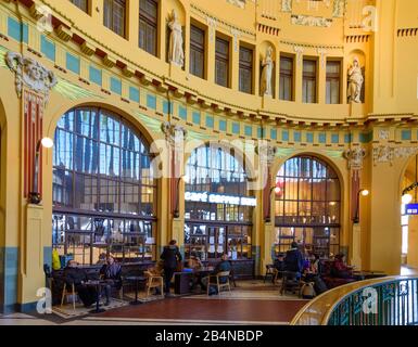 Praha, Hauptbahnhof, alte Halle, Café Praha, Prag, Tschechische Republik Stockfoto