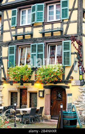 Turckheim ist eine französische Gemeinde im Elsaß. Das Departement Haut-Rhin in der Region Grand EST. Stockfoto