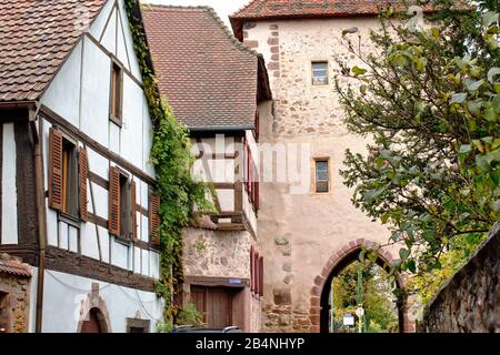 Turckheim ist eine französische Gemeinde im Elsaß. Das Departement Haut-Rhin in der Region Grand EST. Stockfoto